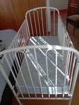 Berço para criança / bebé