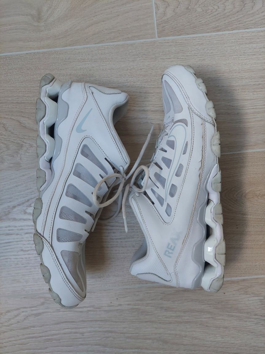 Buty Nike Reax 8 TR Mesh Białe rozmiar 45
