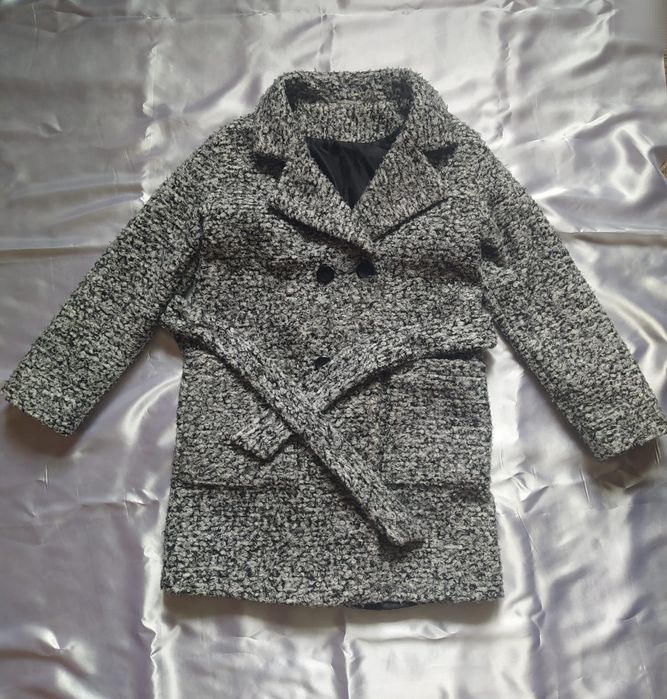 пальто букле для девочки