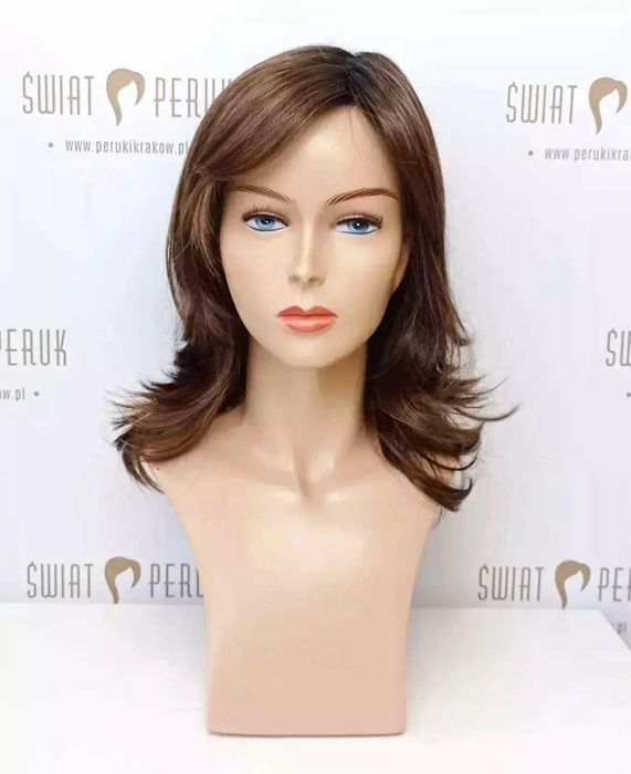 Peruka półdługa z włosów syntetycznych KRAKÓW