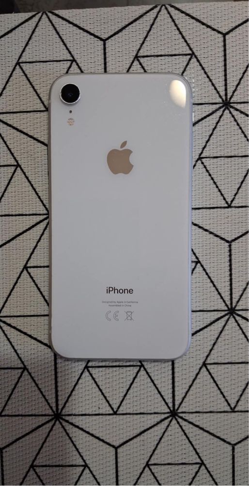 Iphone XR 64GB stan bardzo dobry