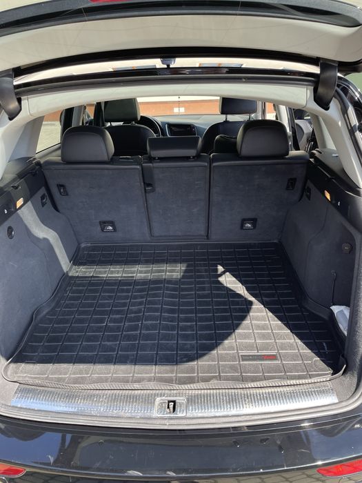 Надійний кросовер AudiQ5 2013