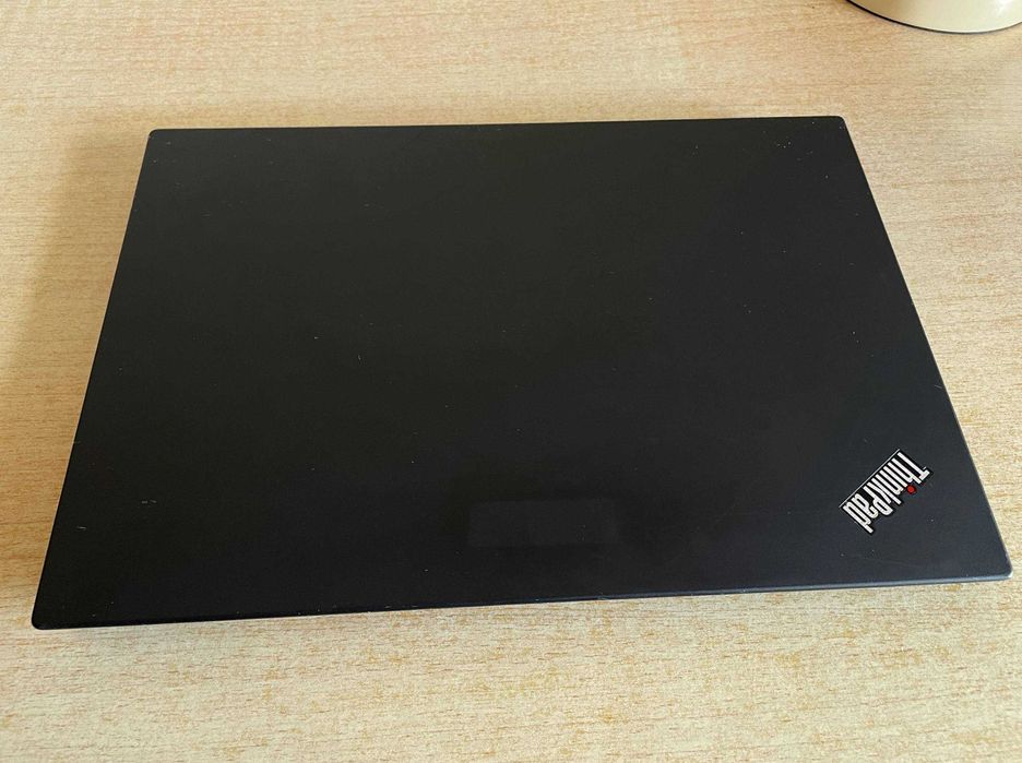 Lenovo ThinkPad T495 (Ryzen 7 3700U + Touchscreen)