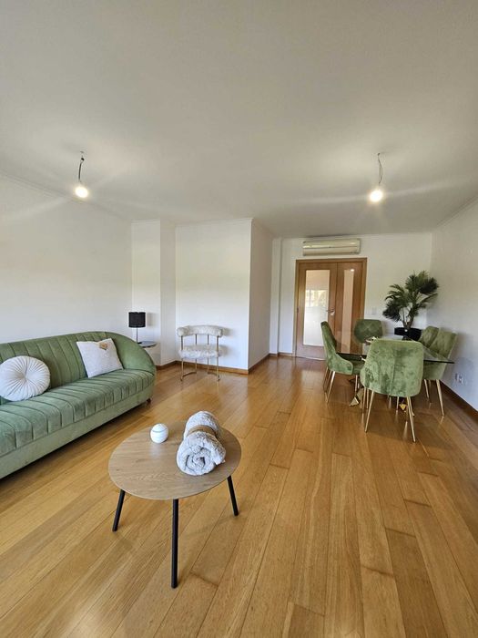 Elegante Sofá La Sénia de 4 lugares