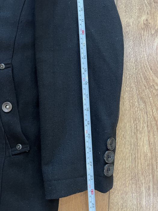 Пальто GIORGIO ARMANI 48. Розмір