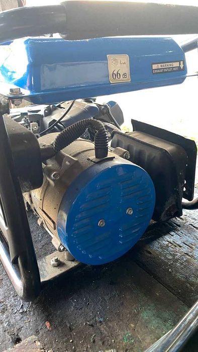 Б/У Бензиновий ГЕНЕРАТОР (Kraft&Dele Professional) 2022