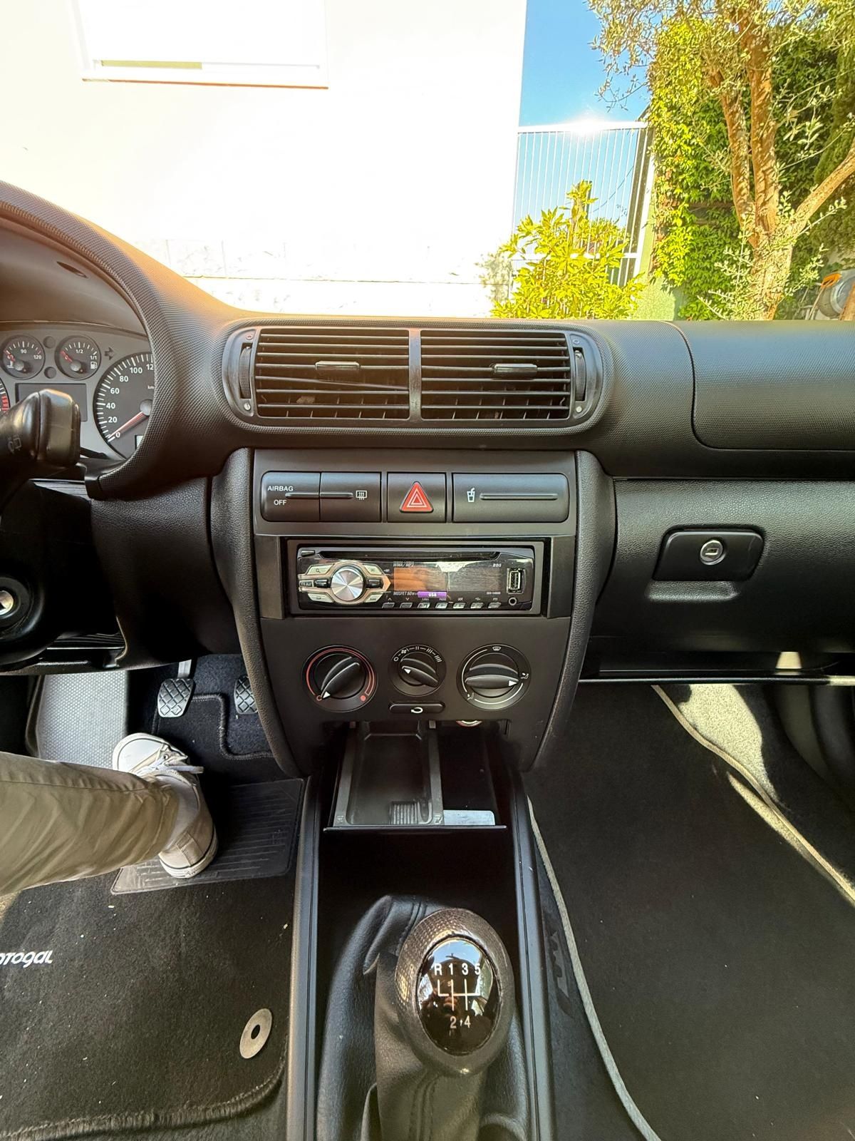 Carro grande, lindo e com tudo a funcionar