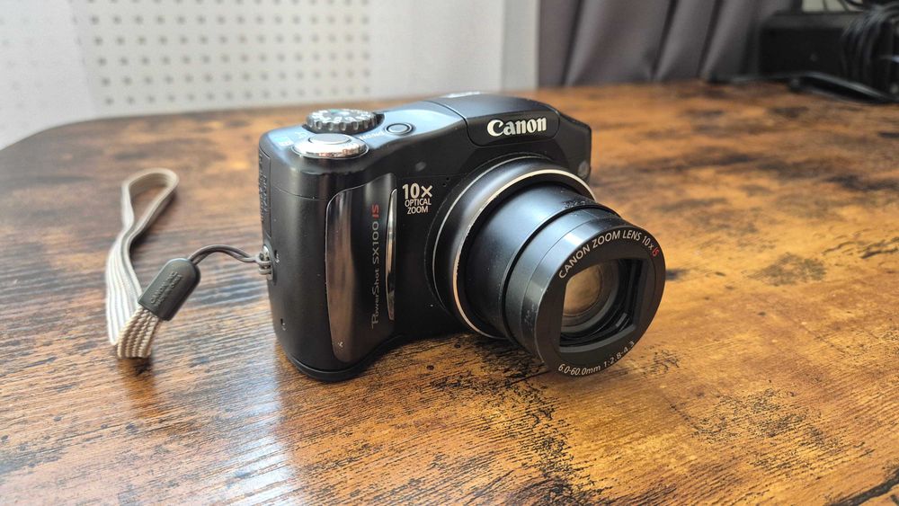 Aparat Canon PowerShot SX100 IS