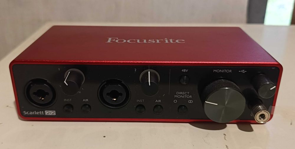 USB аудіо інтерфейс Focusrite Scarlett 2i2 3rd Gen (Звукова карта)