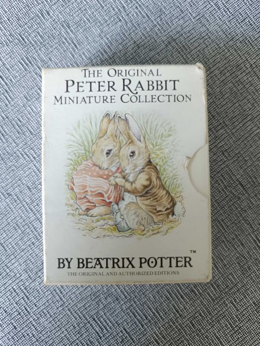 Книги мініатюри Кролик Петрик
