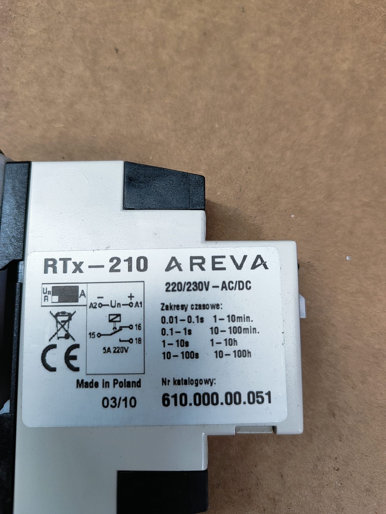 Przekaźnik czasowy RTX-210 Schneider / Areva  0.01s-100h