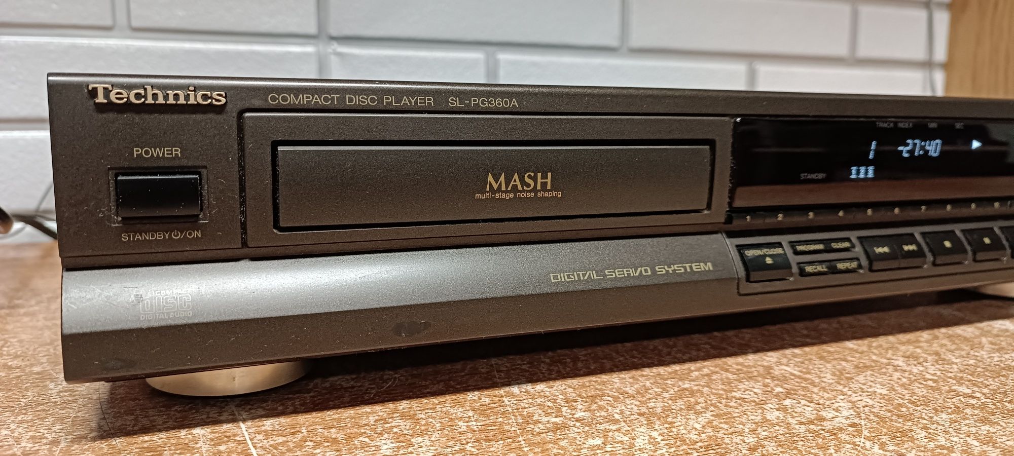 Odtwarzacz cd TECHNICS SL-PG360A . Japan