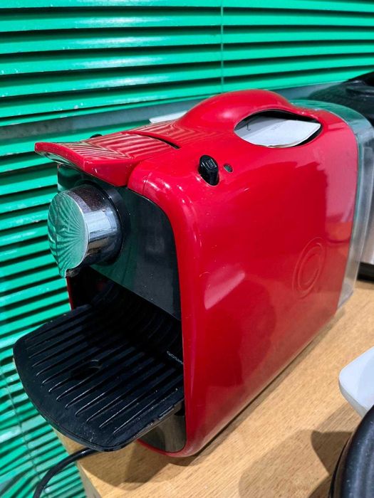 Máquina de Café Expresso Delta Q