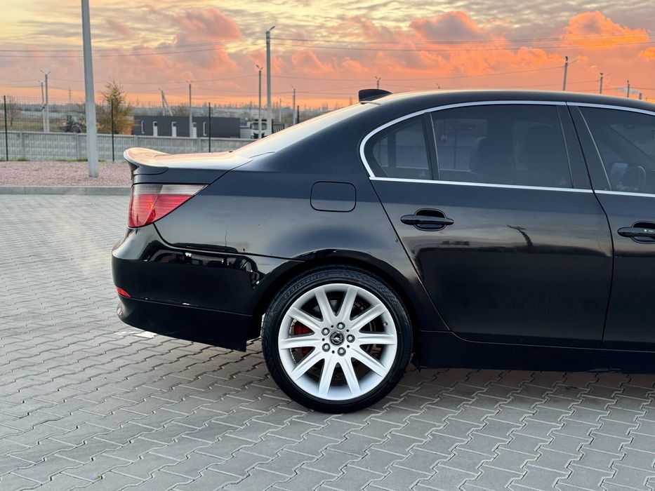 BMW-E60 ,520i , Автомат ,2004 год !