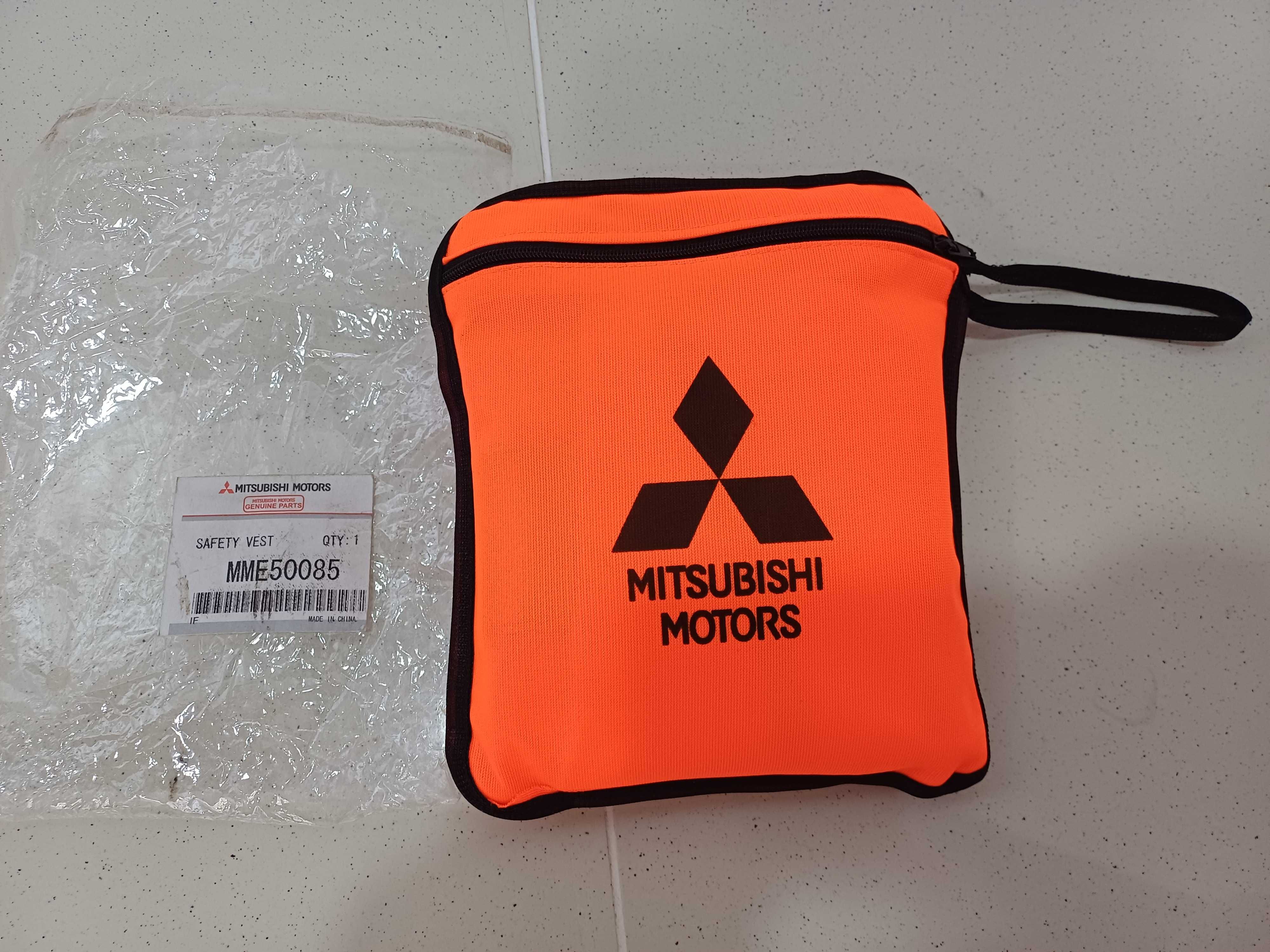 Світловідбиваючий жилет від Mitsubishi Motors