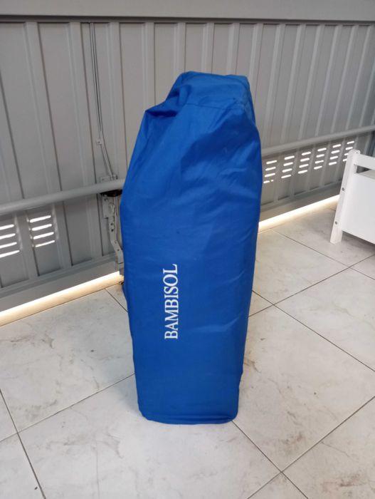 Ofereço Cama de viagem/Estrelizador/máquina de vapor/Bomba de leite