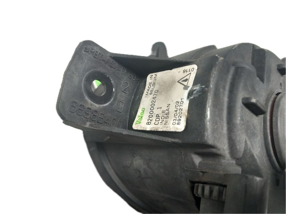 Farol nevoeiro frente direito NISSAN Primera Sedan (P12)