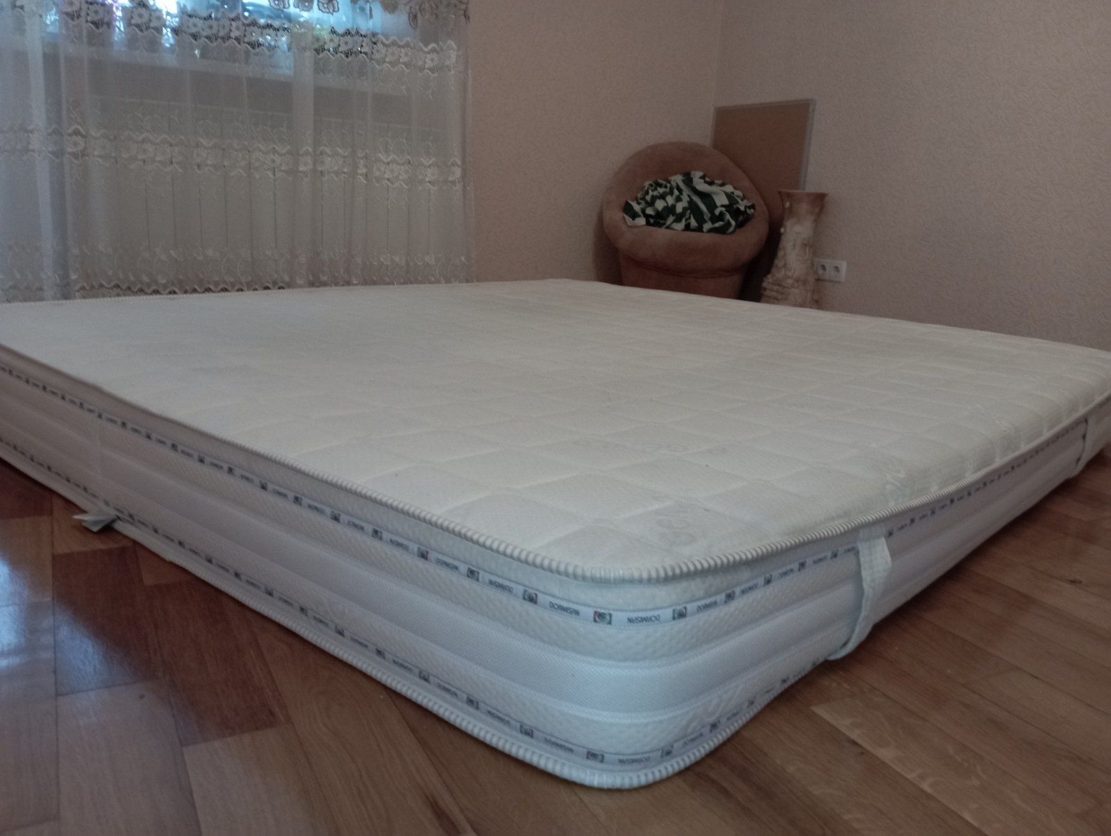 Срочно Продам ортопедический матрас Dormisan Pluto New 180×200