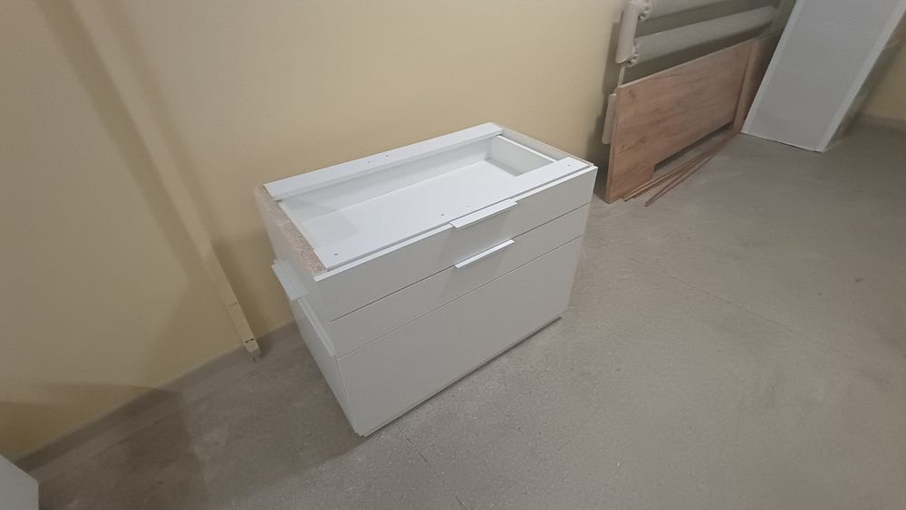 Komody i blat,  biurko