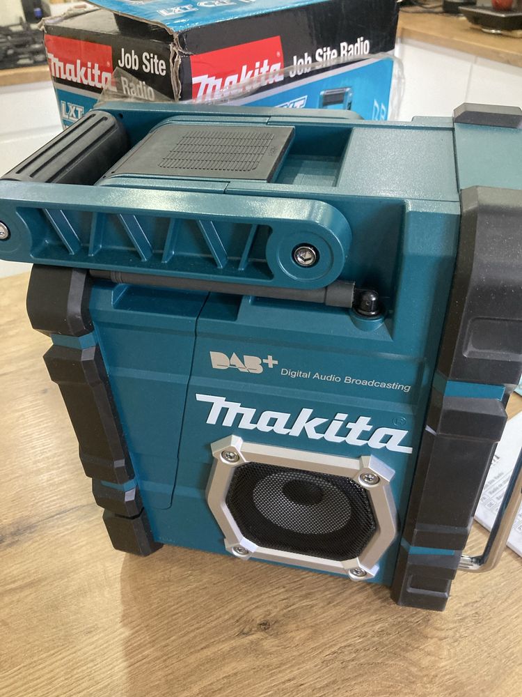 Radio Makita DMR 112