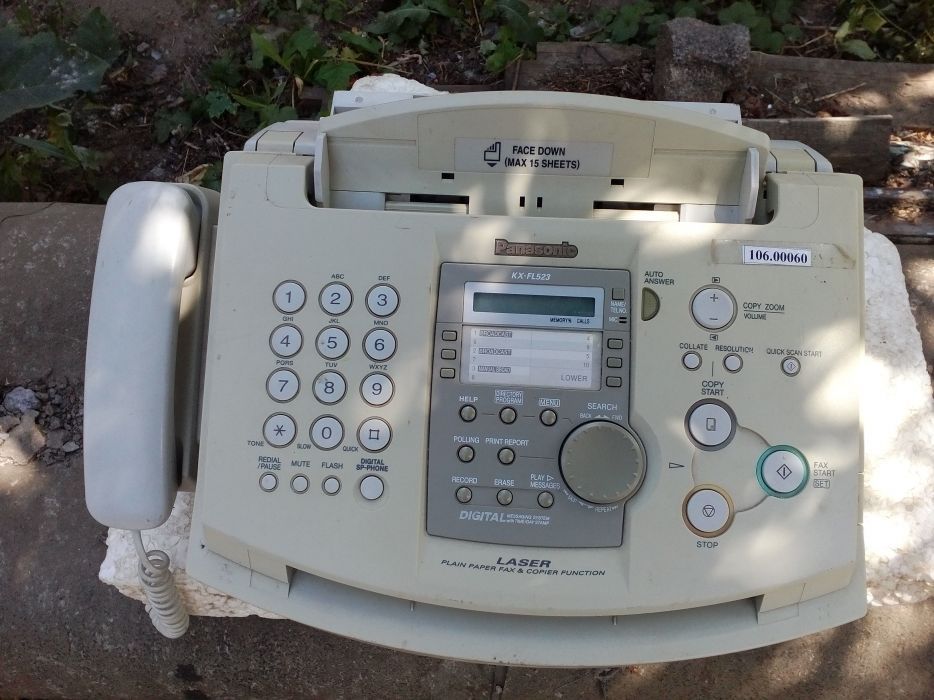 Факс Panasonic KX-FL523RU
