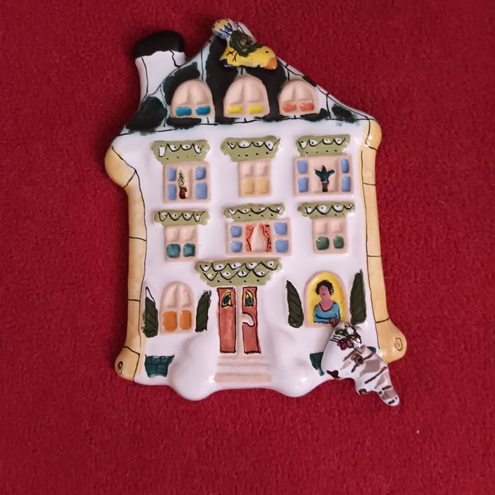 Śliczny domek porcelana z galerii sztuki CUDO