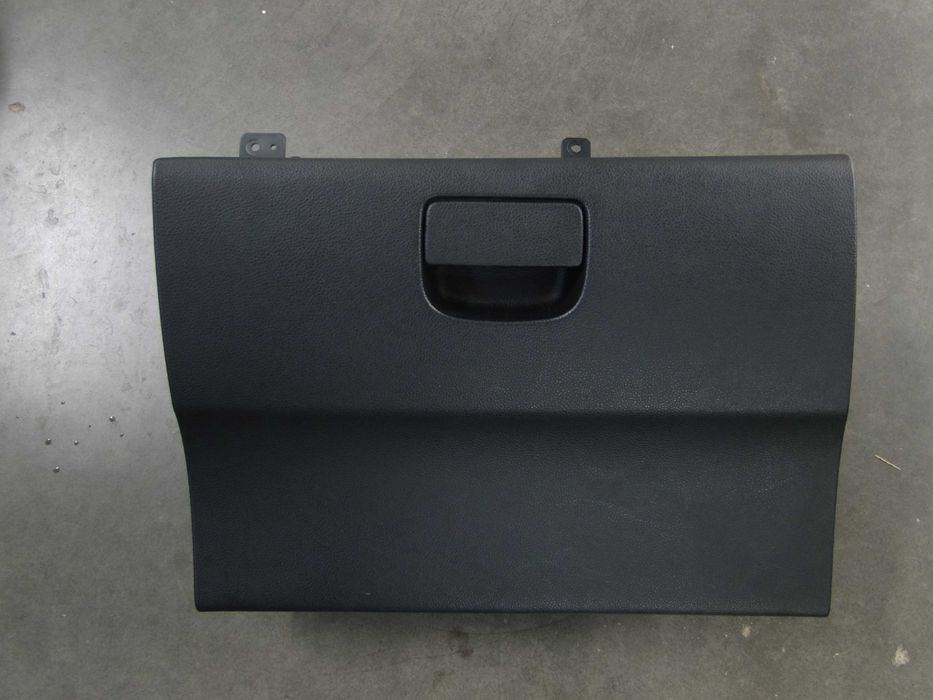 Бардачок SsangYong Korando 2010-2013р. 77720-34001,7772034001