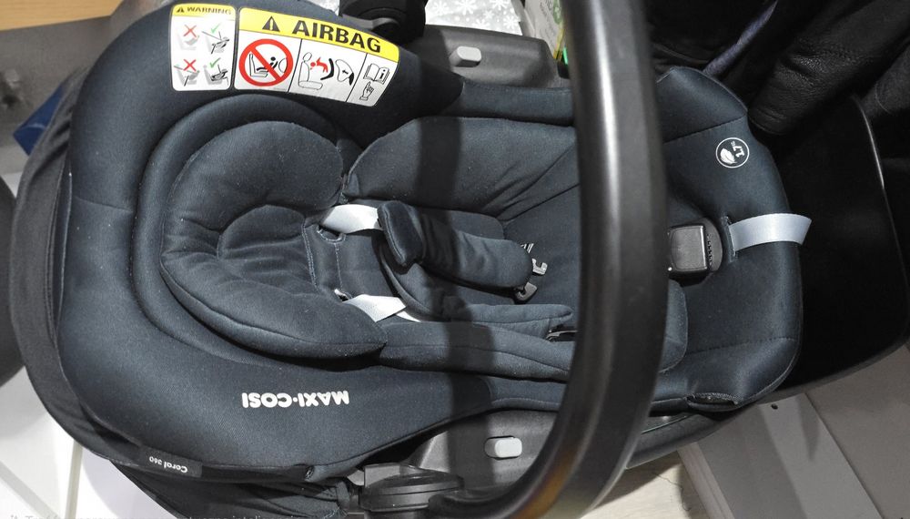 NA GWARANCJI Maxi Cosi Coral 360 + baza Family Fix 360