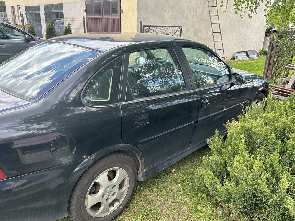 Opel vectra B 2000r.