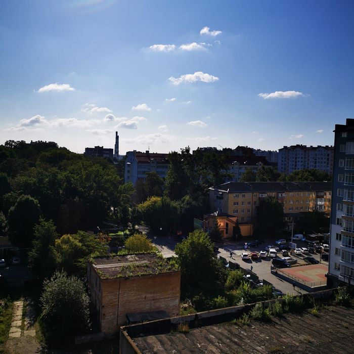 продається велика квартира ,3 кімнати