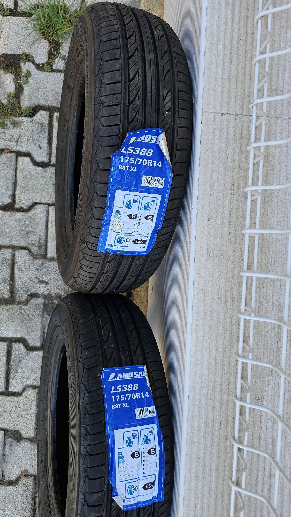 Pneus NOVOS 175/70R14