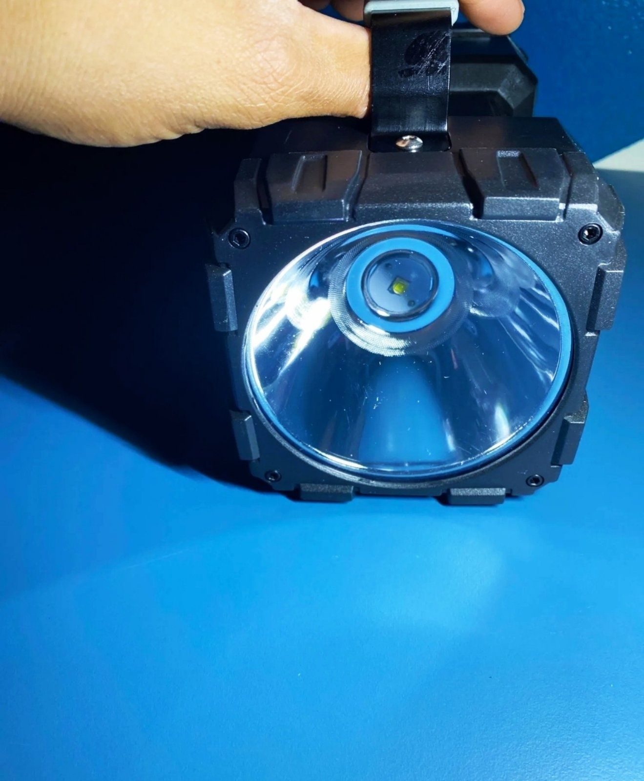 Фонарик ручной прожектор заряжаемый павербанк 10000mAh ліхтар