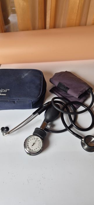 Ciśnieniomierz wysokiej klasy zegarowy ze stetoskopem T4