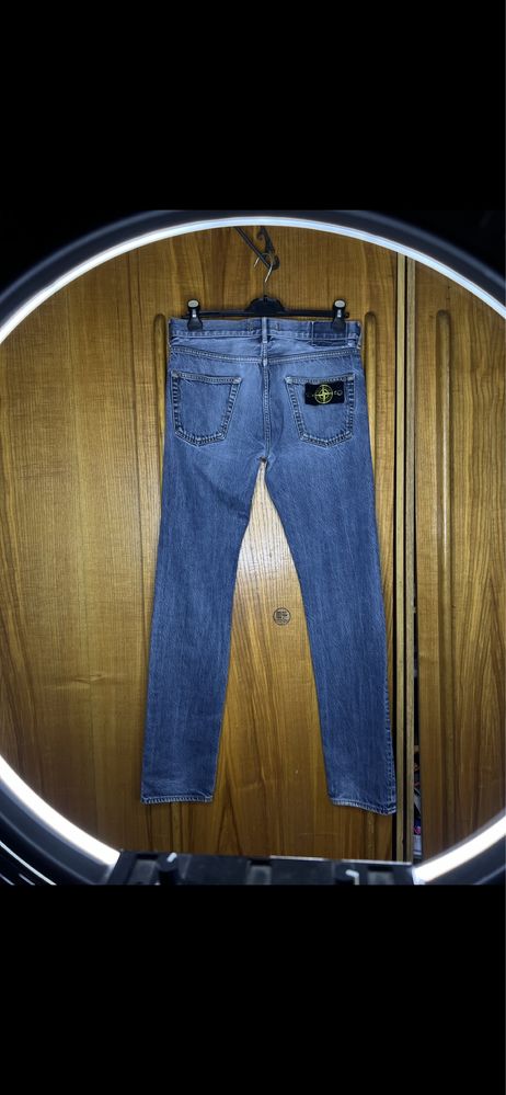 Джинсы котон классика Stone Island оригинал размер W 30  ( S - M )