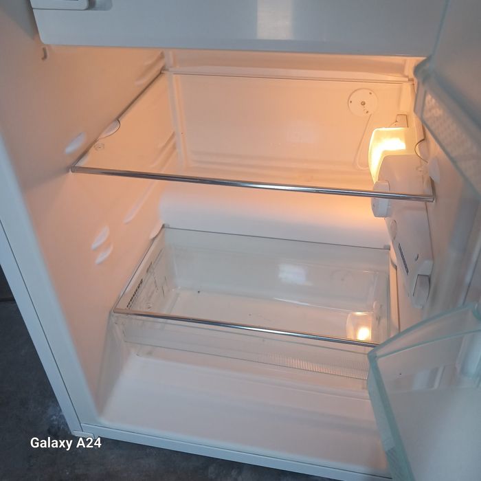 Холодильник Liebherr KTP 14  .85 см. Б/у Німеччини.