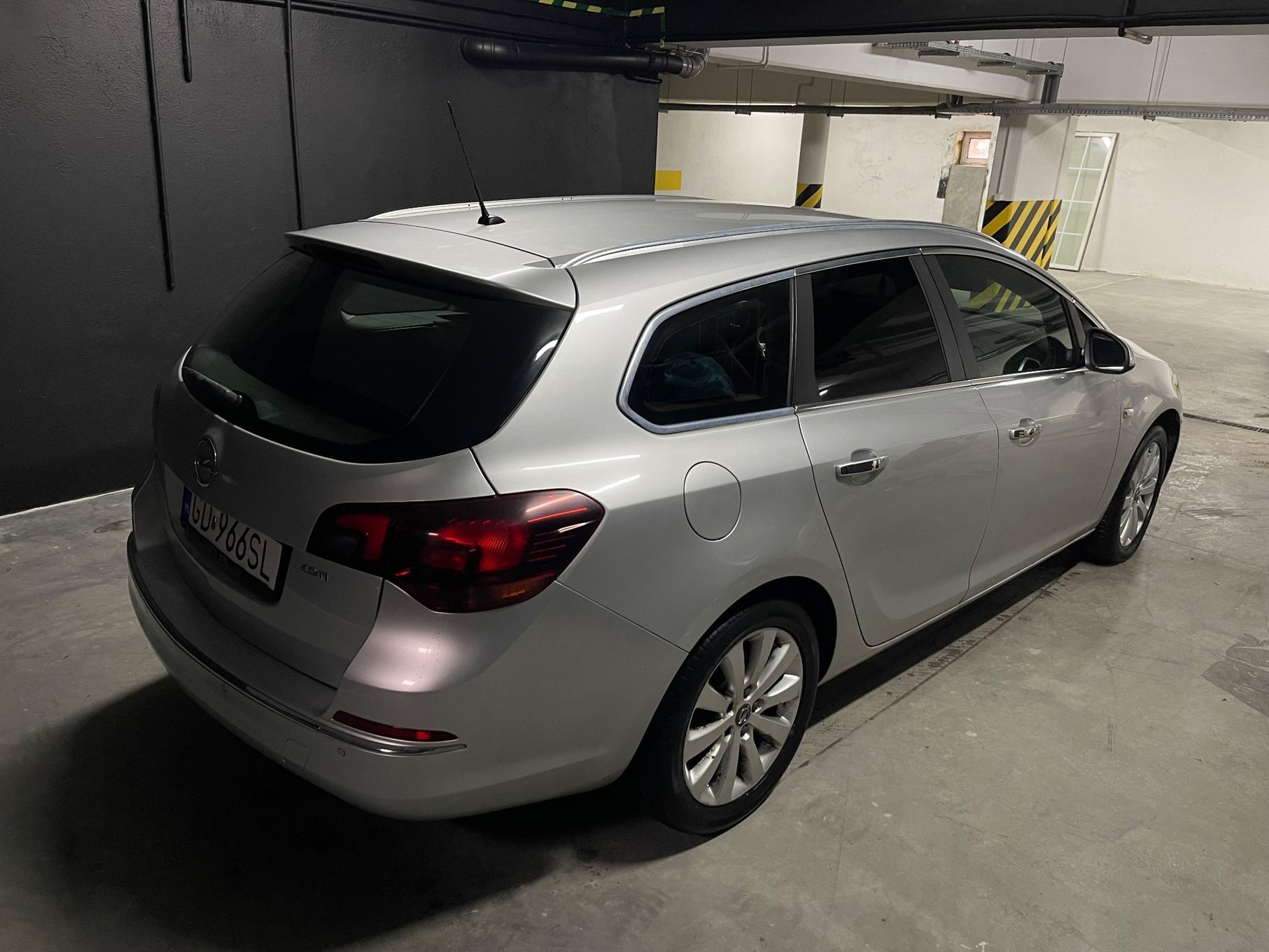 Opel Astra Opel Astra J 2012