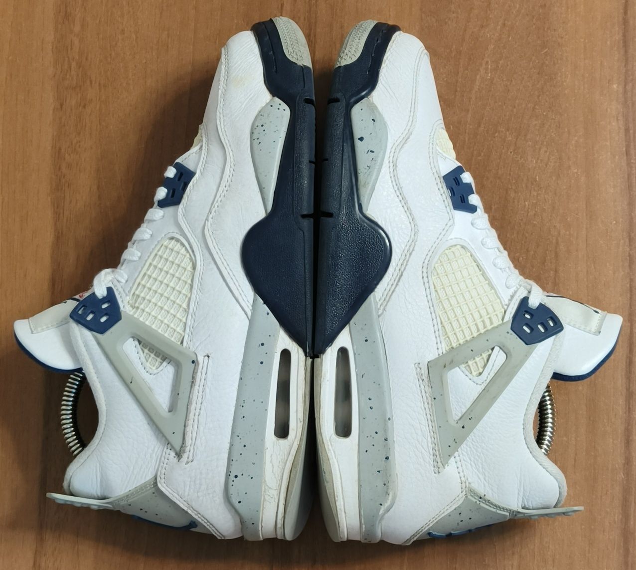 Кросівки/кеди чоловічі Nike Air Max Jordan 4 Retro Mid Оригінал 40р