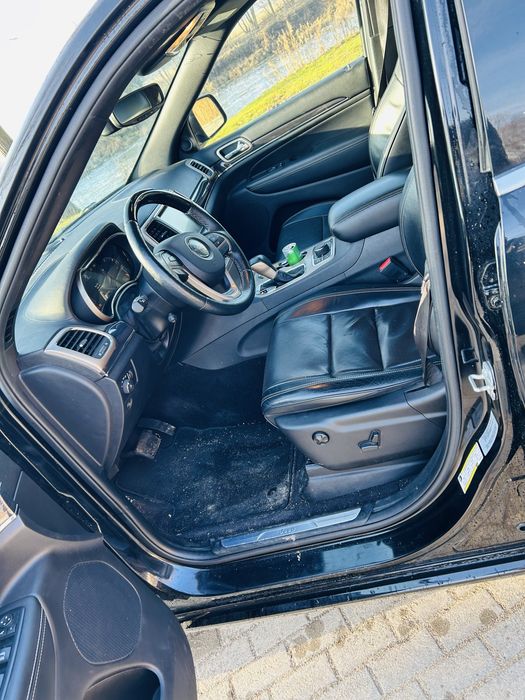 Jeep grand cherokee wk2 overland 3.6v6 4x4 2017 benzyna