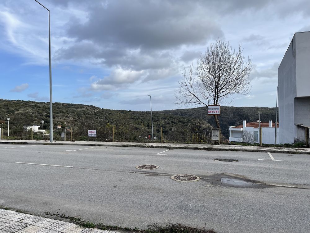 Terreno para Moradia em Miranda do Douro