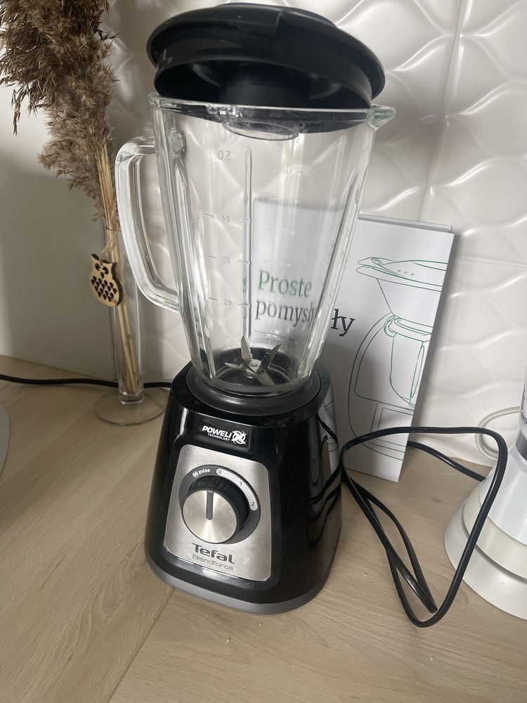Blender kielichowy TEFAL BL438831 oraz mlynek i rozdrabniacz