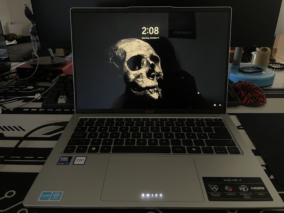 Portátil ACER Swift Go