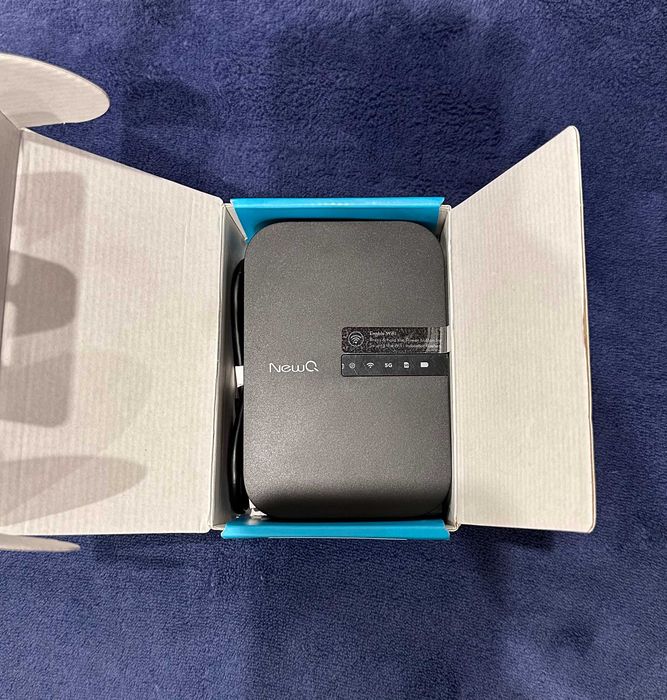Маршрутизатор акумуляторний портативний  NEWQ Filehub AC750 B3 Filehub