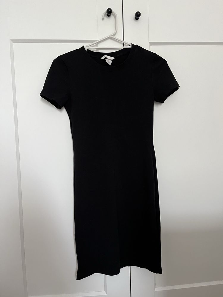 Czarna sukienka mini
