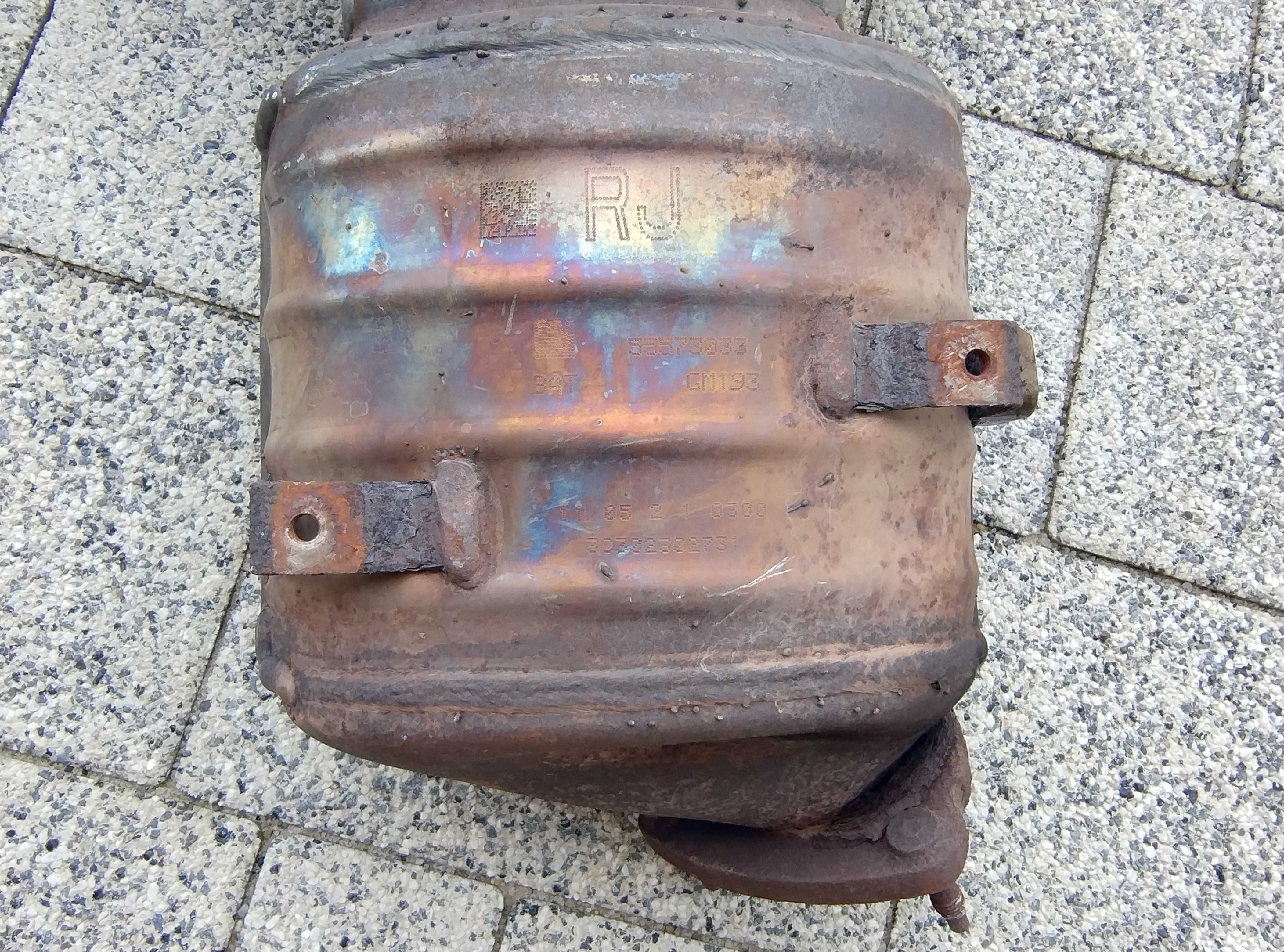 Oryginalny Katalizator Opel Astra H 2011r  GM193