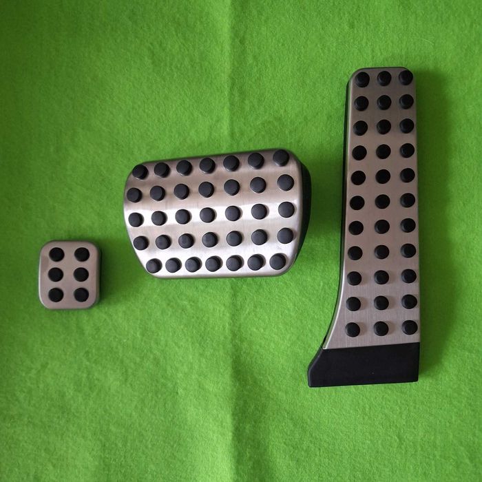 Накладки на педали AMG Mercedes C,E,S,G,CLS,GLS,GLK,GLC,GLE,ML,GL