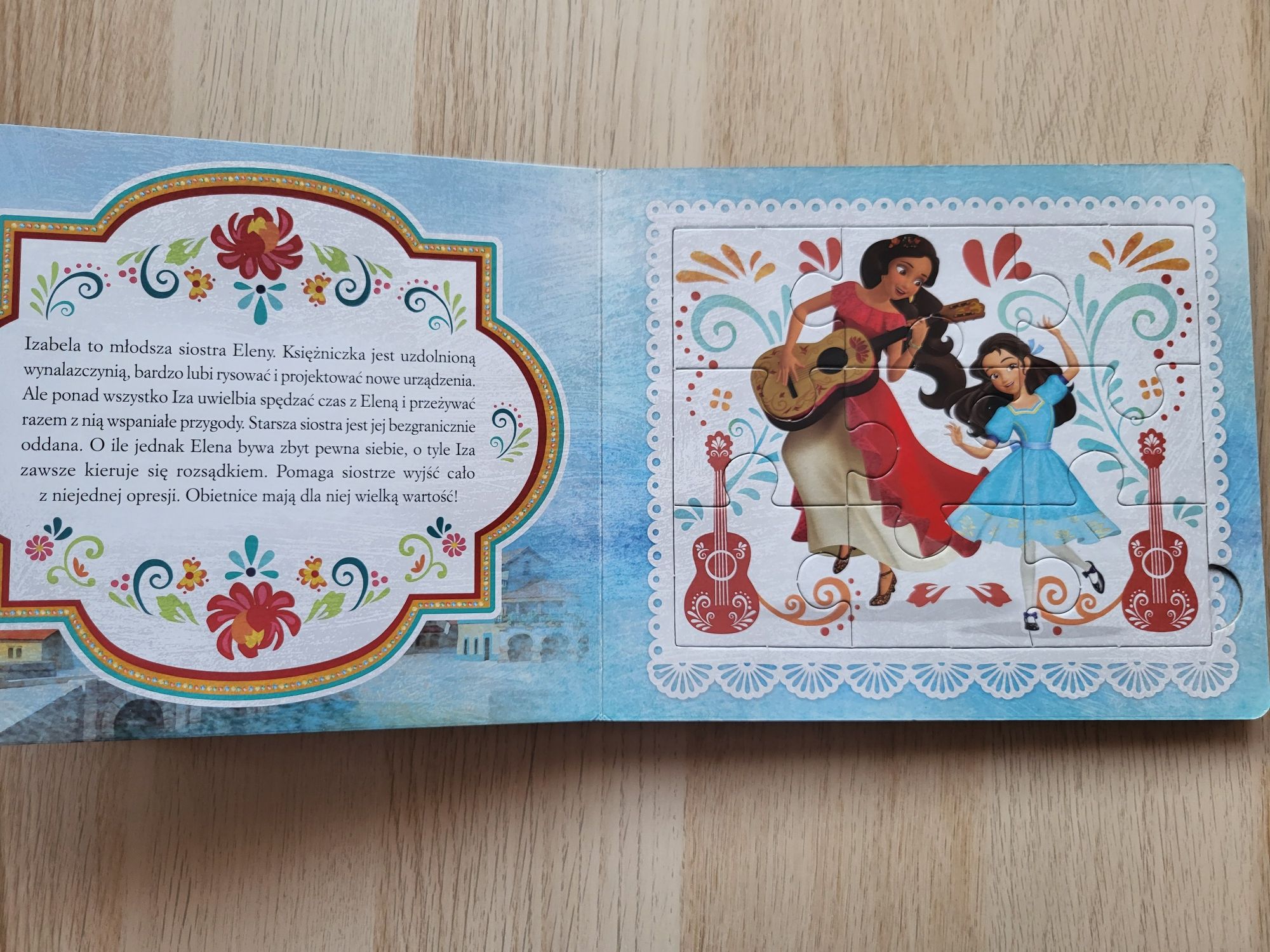 Elena z Avaloru Puzzlowa książeczka