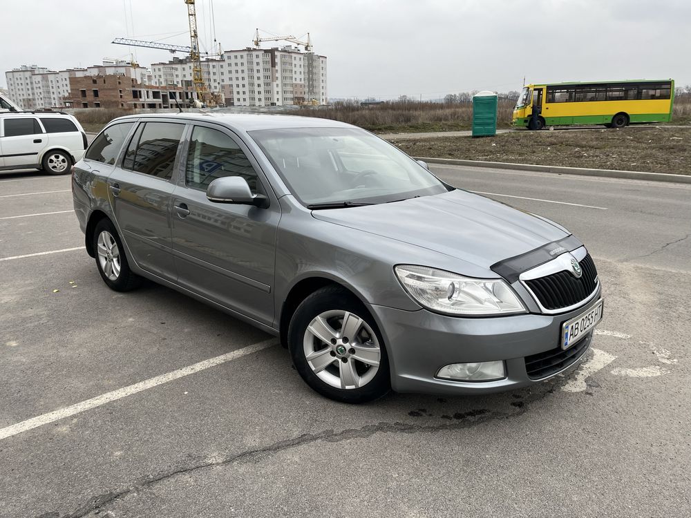 SKODA Octavia A5 2012