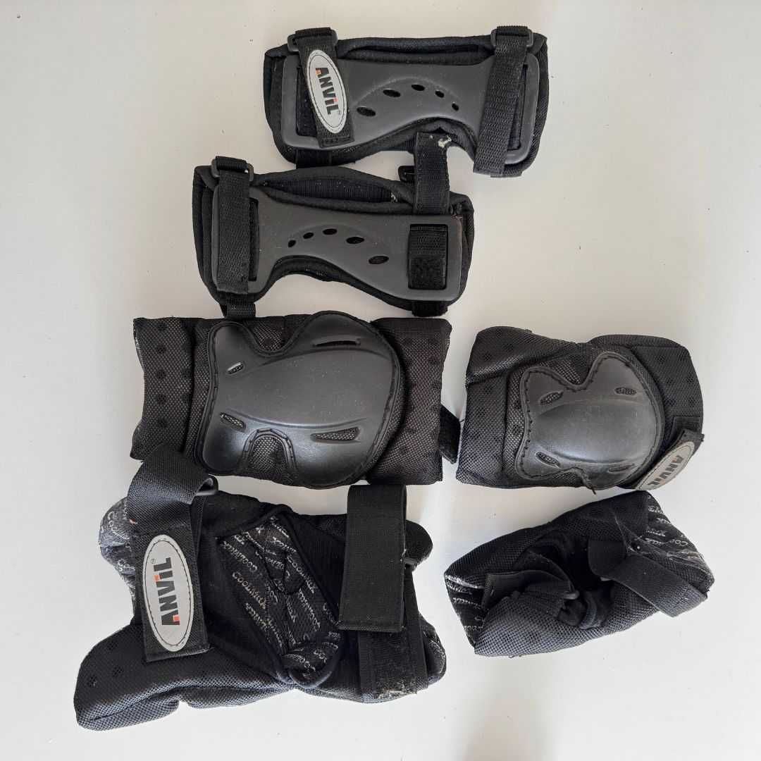 Conjuntos de Proteções para Skate/Patins Tamanhos S e M Roces & Anvil
