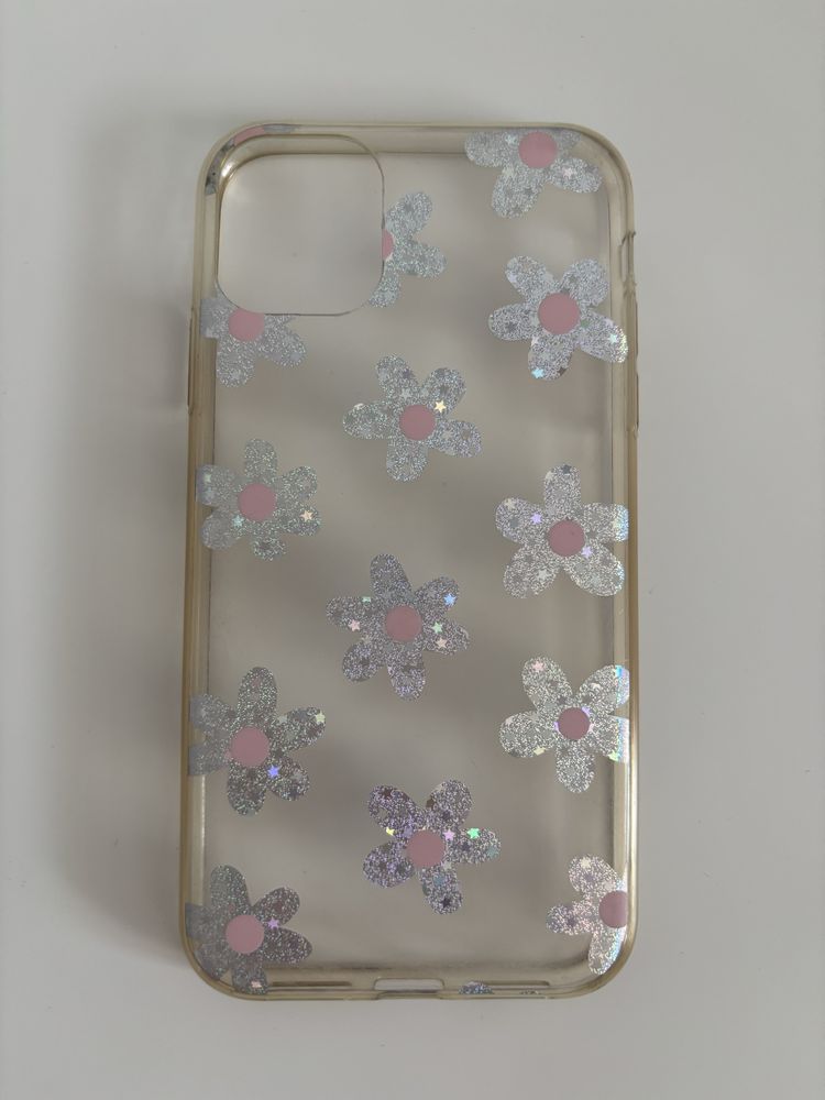 Etui iPhone11 przeźroczyste z kwiatkami