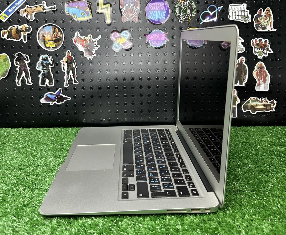 Apple MacBook Air 2013 (A1466) 13.3’’ Core i7 8GB ОЗУ/ 128GB SSD r2039